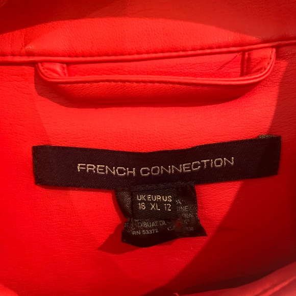 Short/blouse/top - Picture 3 of 3